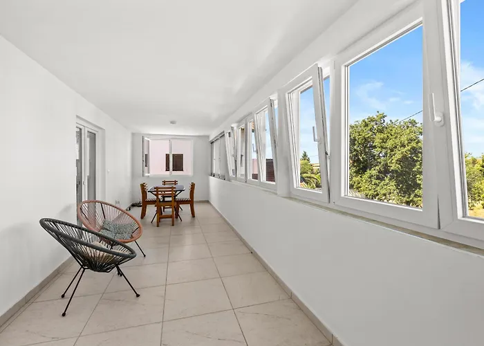 Comfort Apartments With Pool In Medulin (Adults Only)