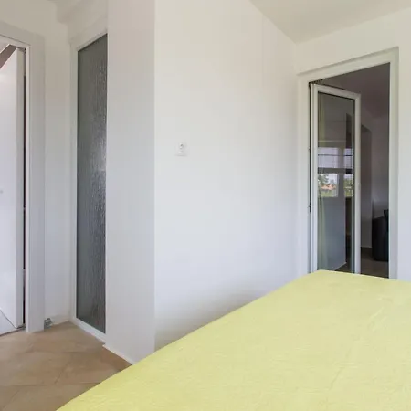 Comfort Apartments With Pool In Medulin (Adults Only) Exterior photo