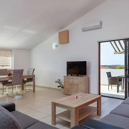 Comfort Apartments With Pool In Medulin (Adults Only) Exterior photo