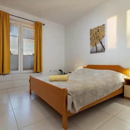 Comfort Apartments With Pool In Medulin (Adults Only) Exterior photo