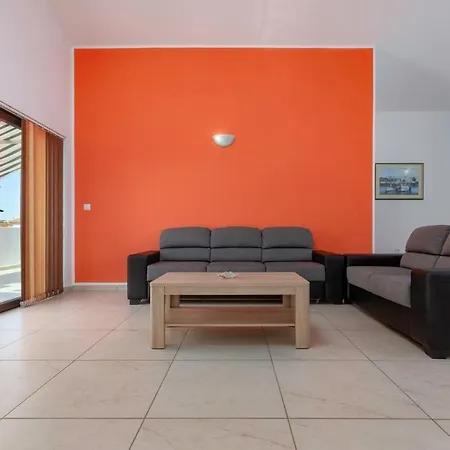 Comfort Apartments With Pool In Medulin (Adults Only) Exterior photo