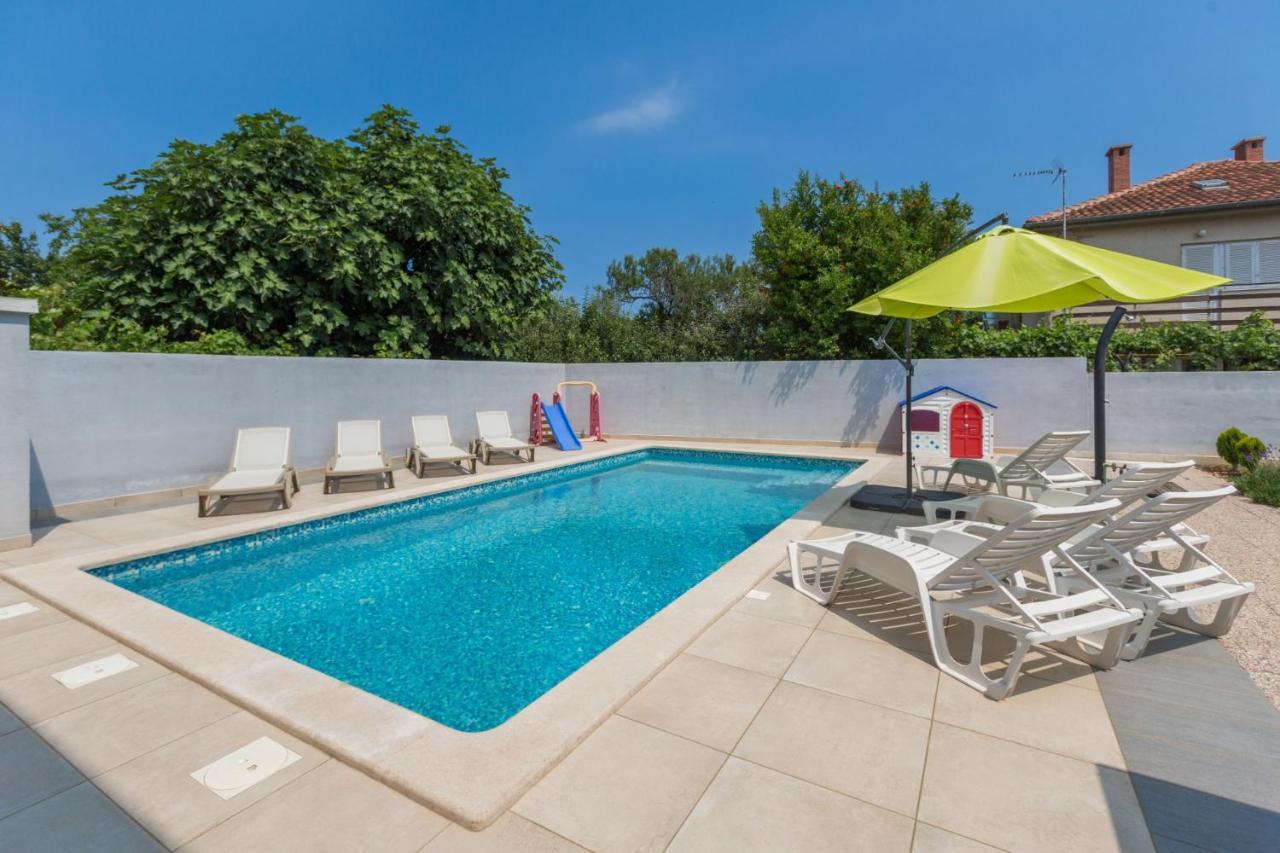 Apartment Comfort With Pool In (adults Only) *